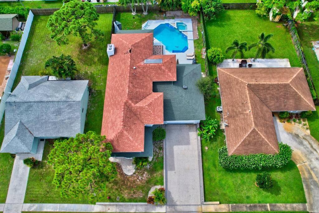 5 Bedroom Mansion With Pool And Non-Heated Jacuzzi Games In บอยน์ทันบีช ภายนอก รูปภาพ